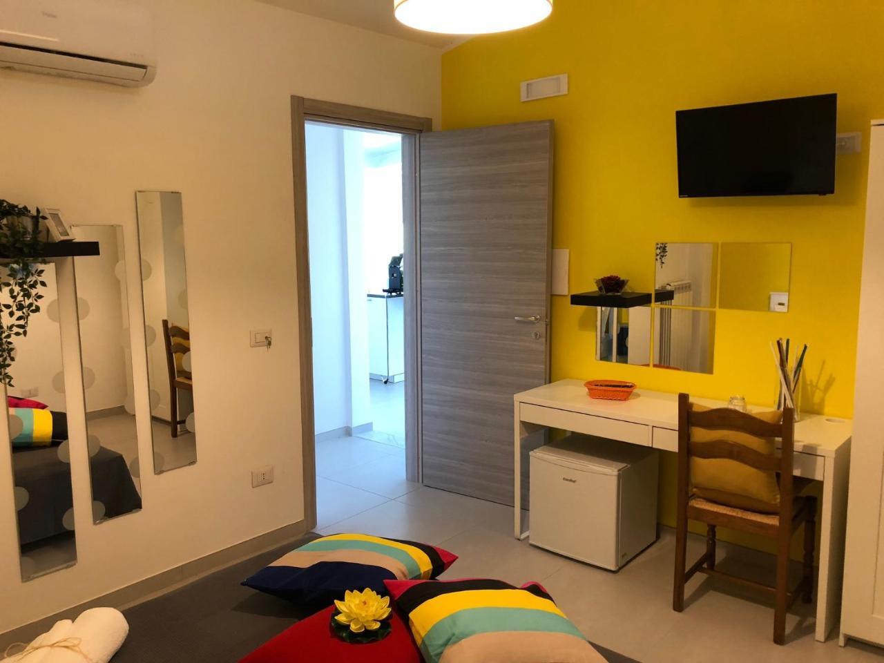 B & B Il Giardino Sul Mare Briatico Buitenkant foto