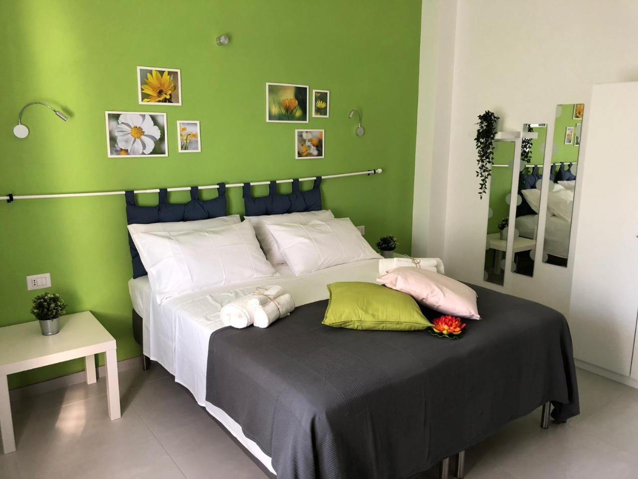 B & B Il Giardino Sul Mare Briatico Buitenkant foto