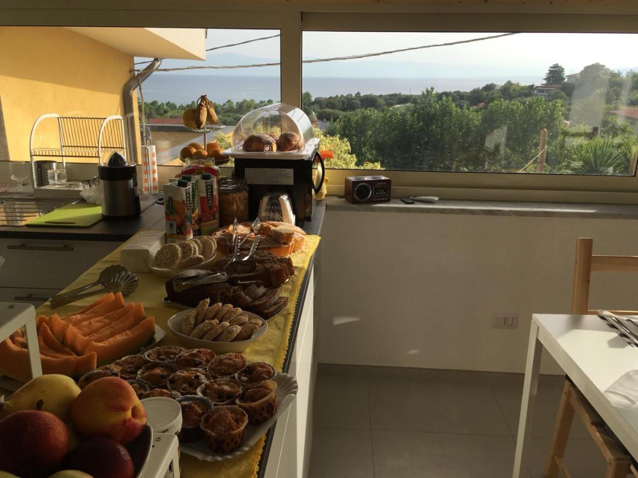 B & B Il Giardino Sul Mare Briatico Buitenkant foto